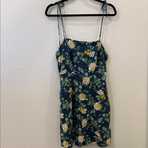 Old Navy Dresses & Skirts - Old Navy Blue Spaghetti Strap Sundress Mini